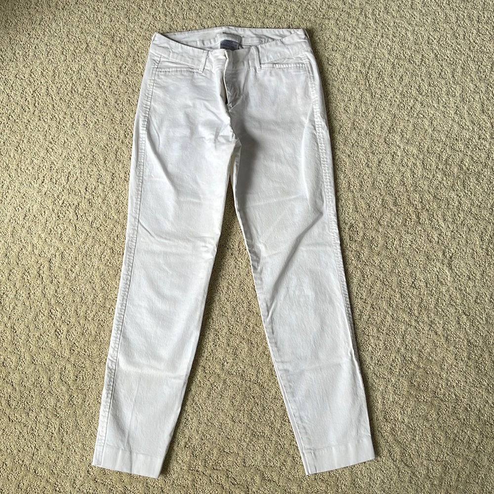 Old Navy white stretch jeans